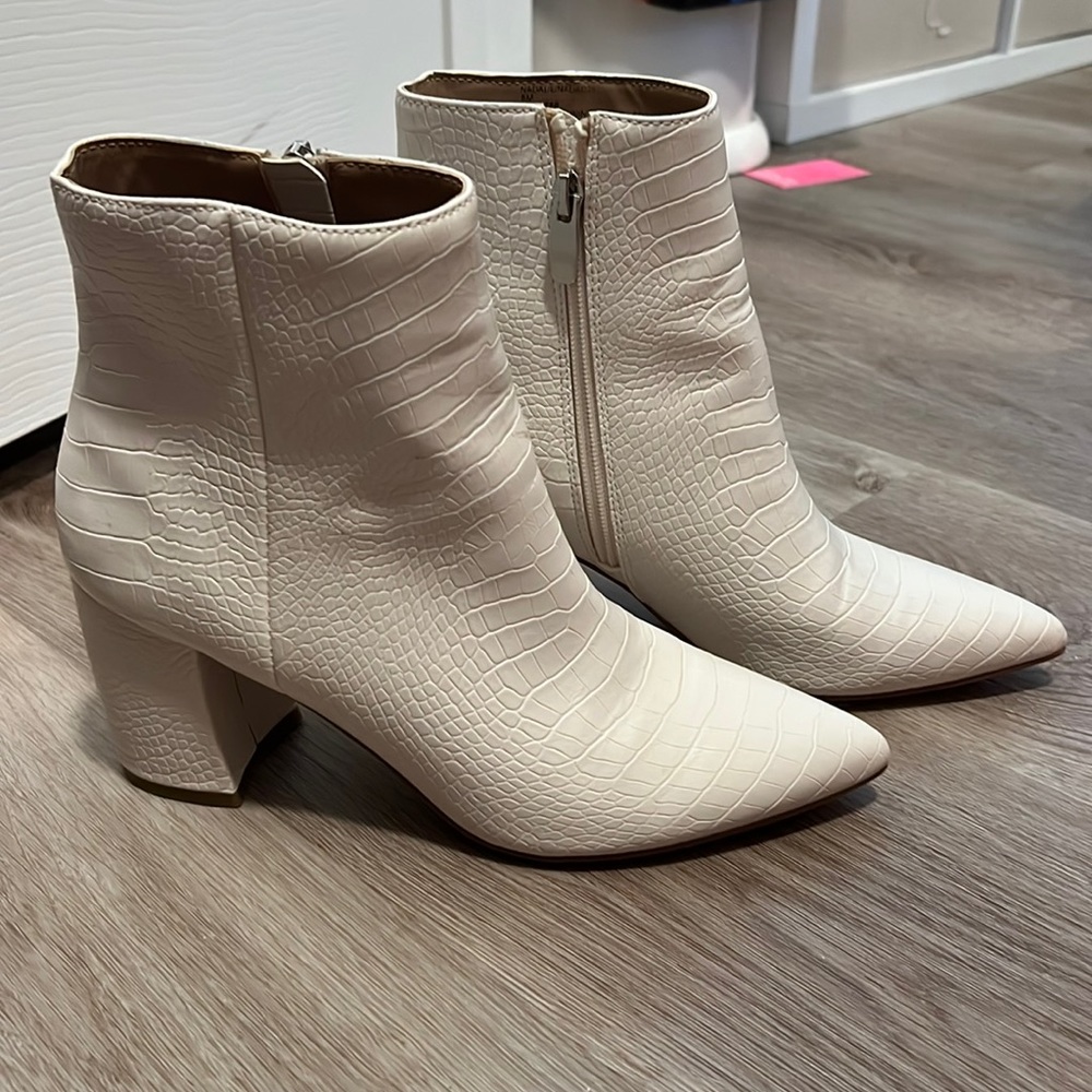 Steve Madden booties